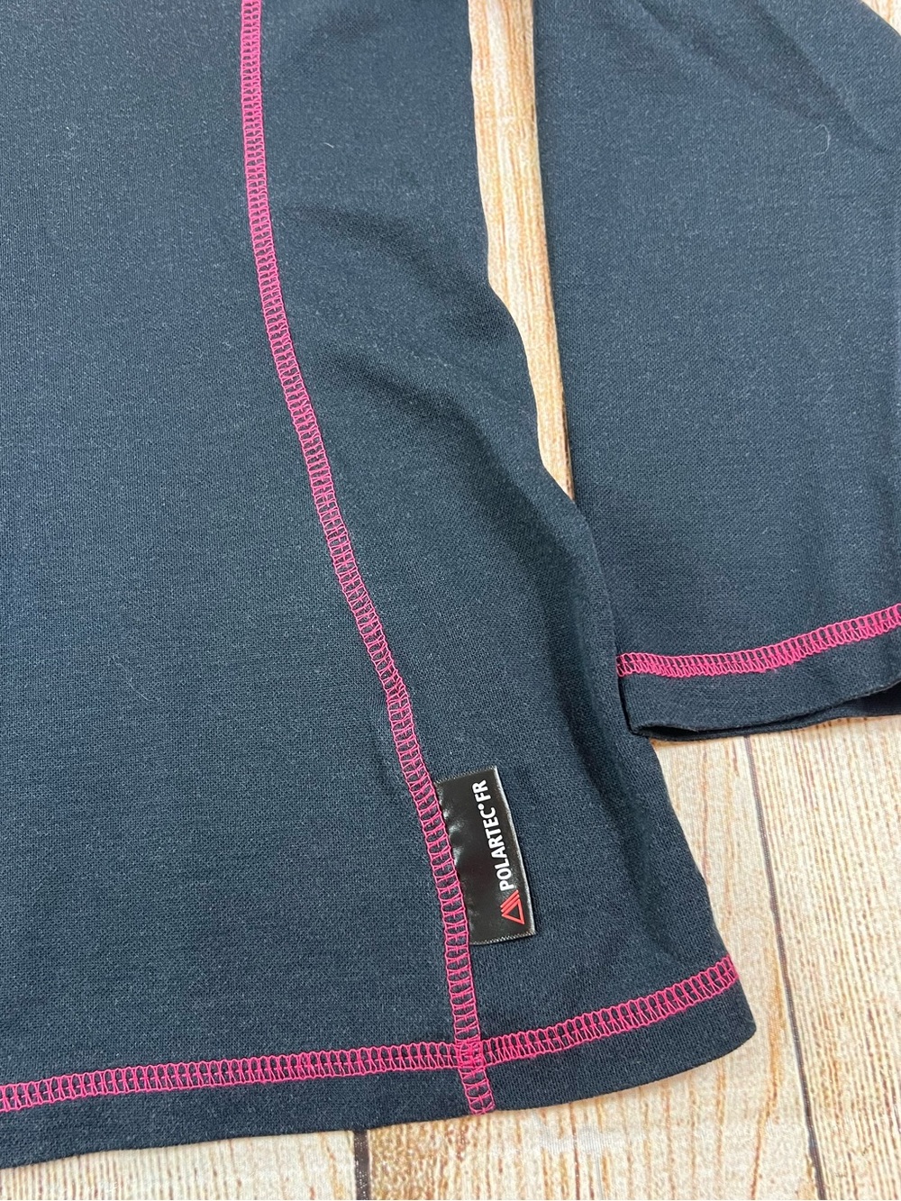 Women’s Ariat FR Black Long Sleeve Polartec Fire Resistant Shirt Size Large - Picture 8 of 10